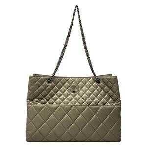Chanel Matelasse/2.55 Tote Bag